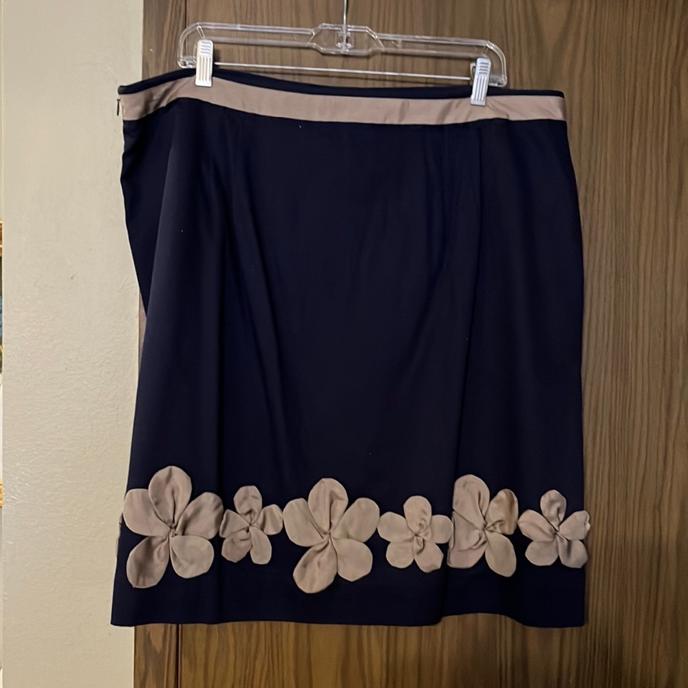 Boden limited edition silk appliqué flowers